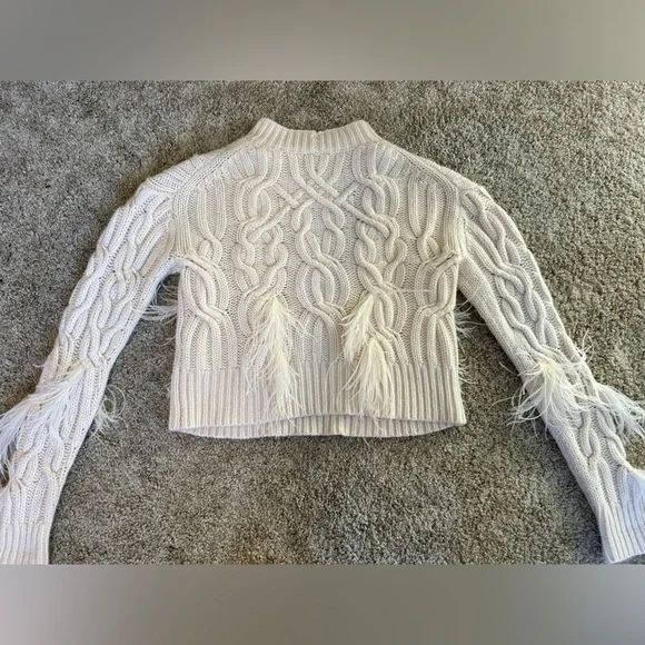 Vince | Feather-trimmed cable-knit wool and cashmere-blend sweater - Picture 10 of 13